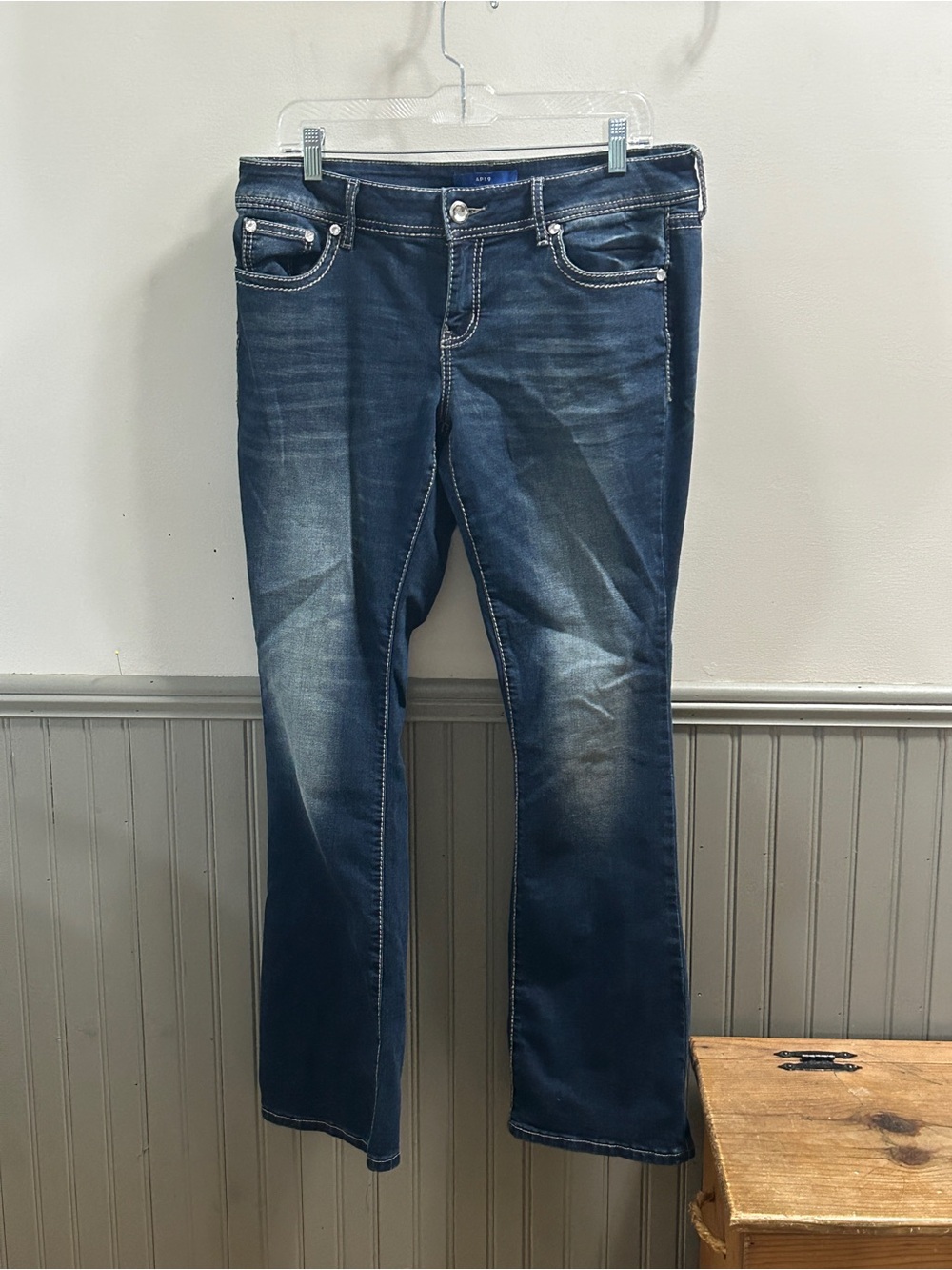 Apt 9 Women’s Dark Blue Stretch Bootcut Jeans